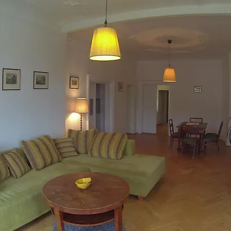 Apartament Golden Apple *