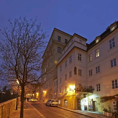 Golden Apple Apartament *